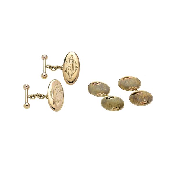 Pair of large yellow gold oval cufflinks and another smaller pair  (First half of the 20th century)  - Auction Antique, Modern, Design Jewelery and Bijoux Auction - Curio - Casa d'aste in Firenze