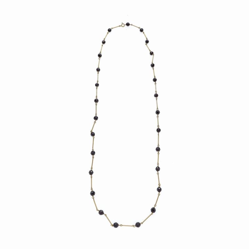 Lunga Collana in Oro Giallo e Granato