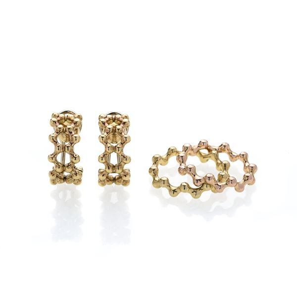 MASSONI - Pair of earrings and two rings in yellow and pink gold