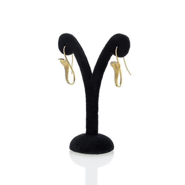 Pair of drop earrings made like a snake