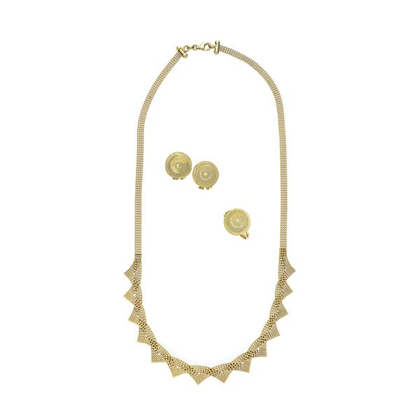 Girocollo e demi-parure in oro giallo 18 kt composta da paio di orecchini e anello