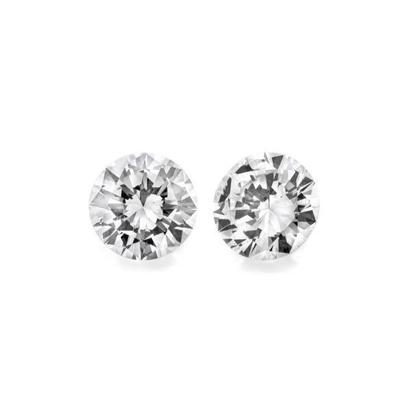 Due diamanti taglio brillante di ct 2.62 complessivi
