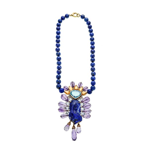 Collana Pavone in oro giallo e lapislazzuli, topazio azzurro, ametista e diamanti