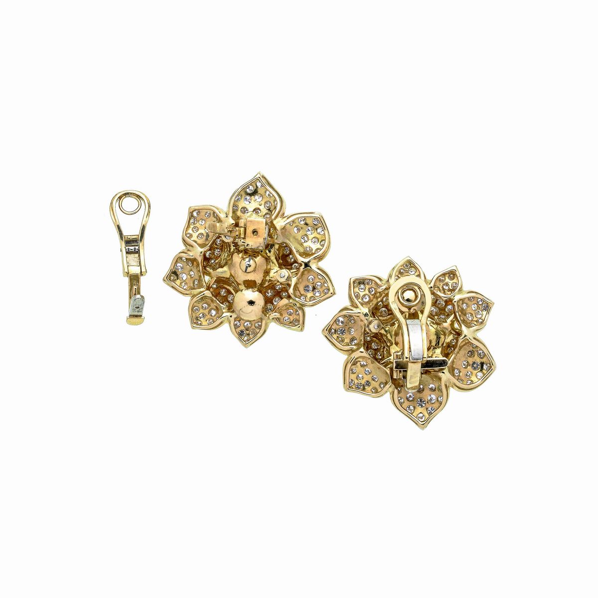 Paio di grandi orecchini Fiore in oro giallo e diamanti