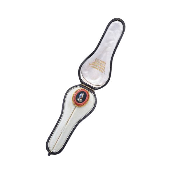 Large tie pin in micromosaic and yellow gold