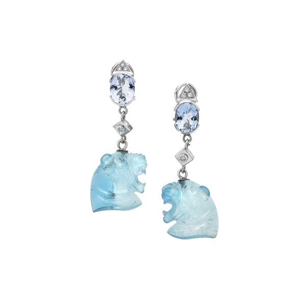 Pair of pendant earrings in white gold, diamonds and aquamarine