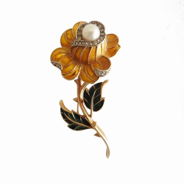 TRIFARI - Trifari Brooch