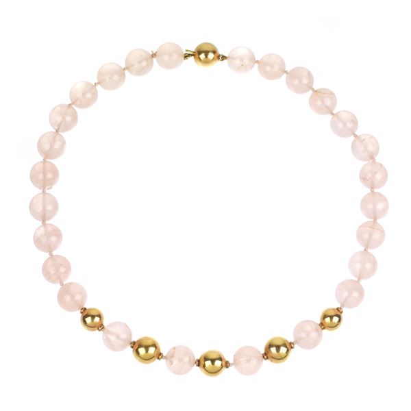 Collana in oro giallo 18 kt e quarzo rosa  (Anni Ottanta)  - Asta Asta di  Gioielli Antichi, Moderni,  Orologi da Polso e Gioielli da una Collezione Romana - Curio - Casa d'aste in Firenze