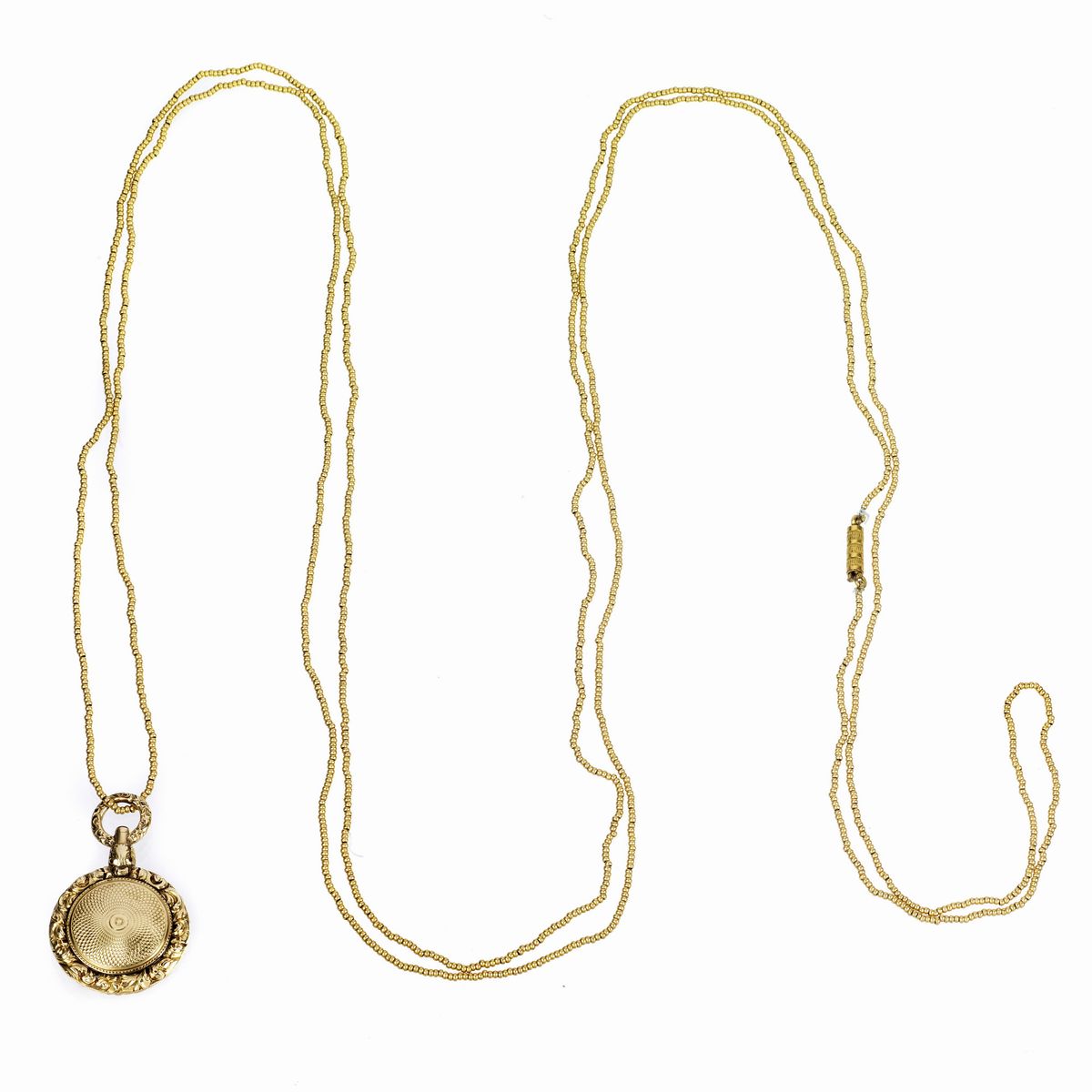 Lunga collana in oro giallo e pendente in oro 9 kt