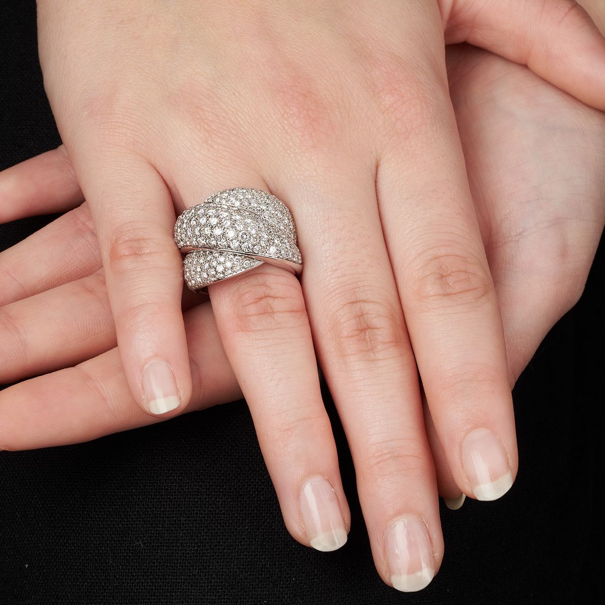 Anello Nodo in oro bianco 18 kt e diamanti firmato Princess
