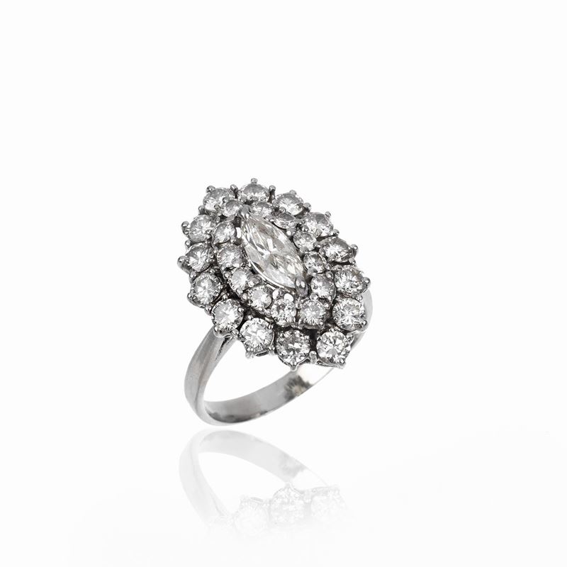 Anello a losanga in oro bianco 18 kt e diamanti