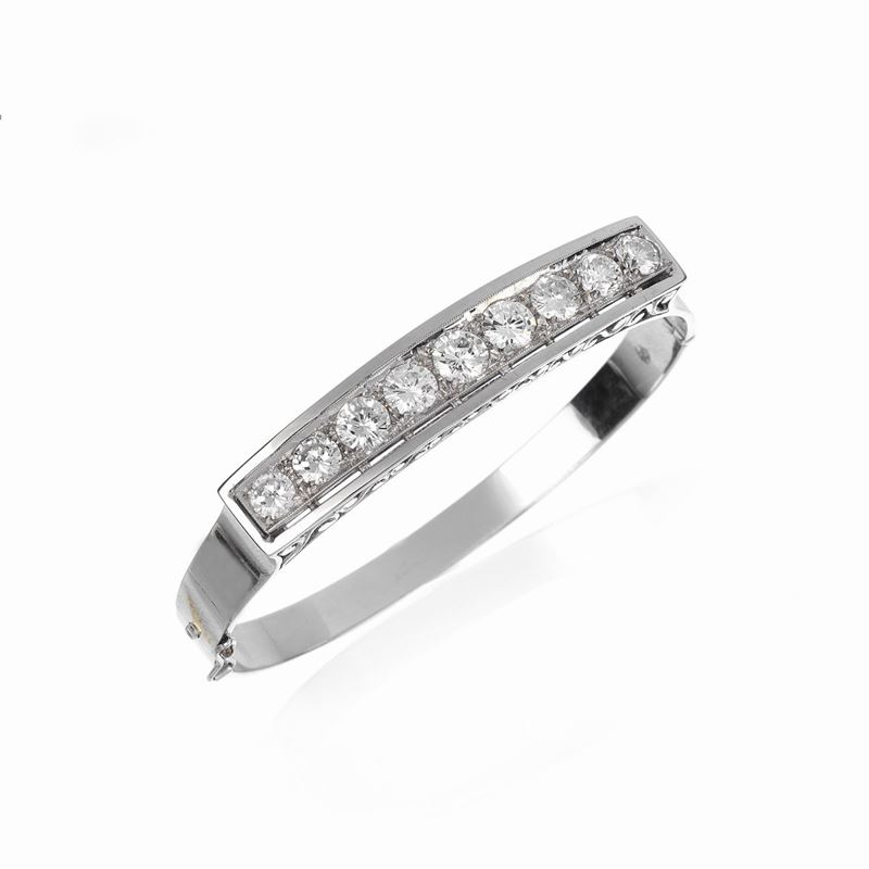 Bracciale rigido in oro bianco 18 kt e diamanti