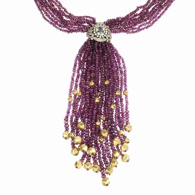 Lunga Collana in Oro Giallo 18 Kt, Granato, Diamanti e Acquamarina