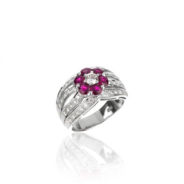 Ring in 18 kt white gold, diamonds and rubies