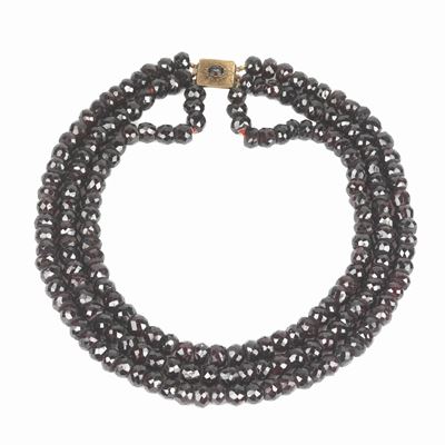 Collana a Tre Fili in Granato e Oro 9 Kt