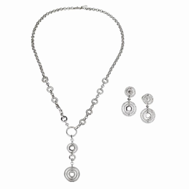 Parure in Oro Bianco 18 Kt e Diamanti Composta da Collana e Paio di Orecchini