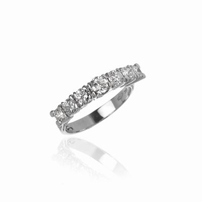 Anello Veretta in 18 Kt Oro Bianco e Diamanti Taglio Brillante