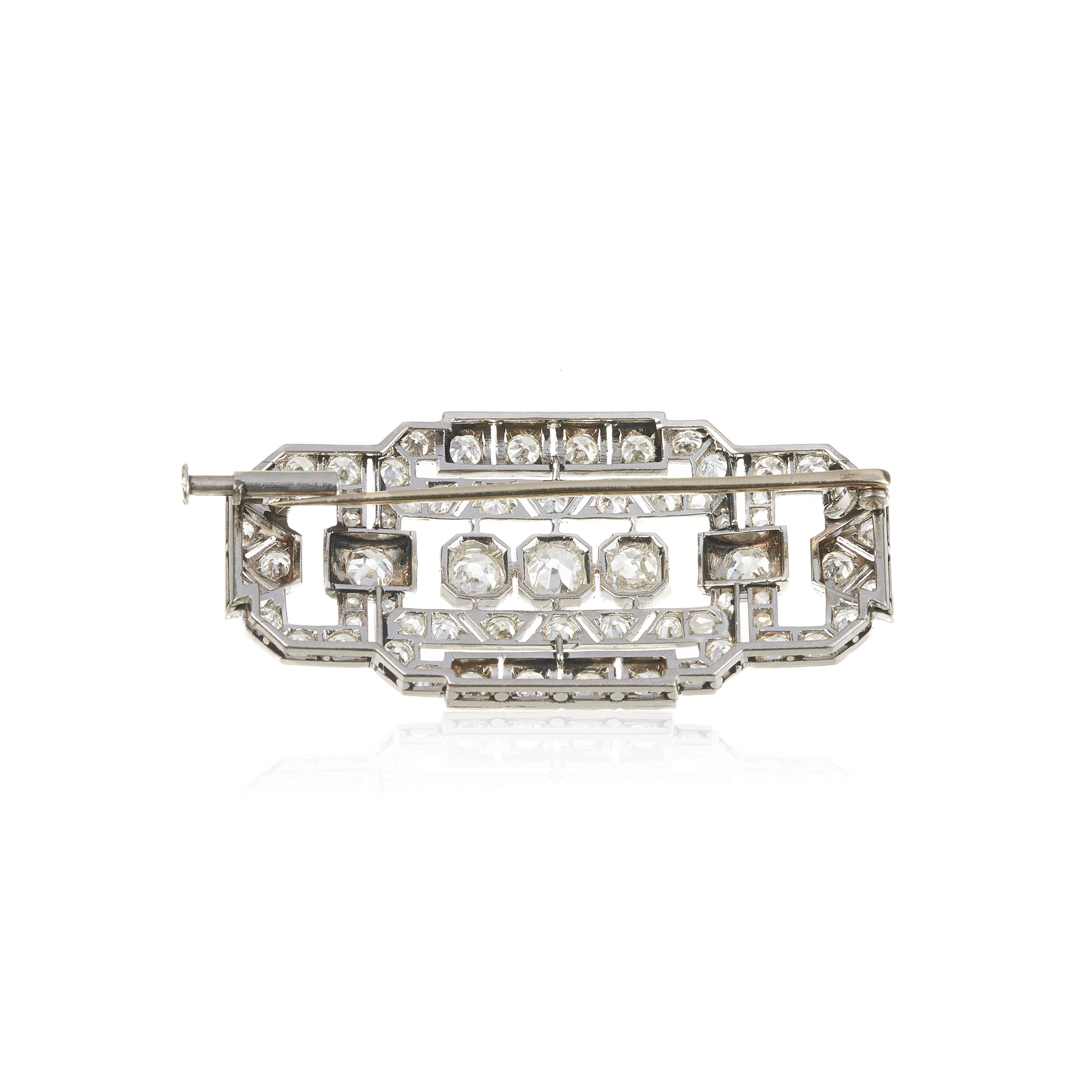 Spilla rettangolare in platino e diamanti
