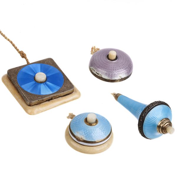 Four bells in bronze, cloisonné enamel, ivory and mother of pearl
