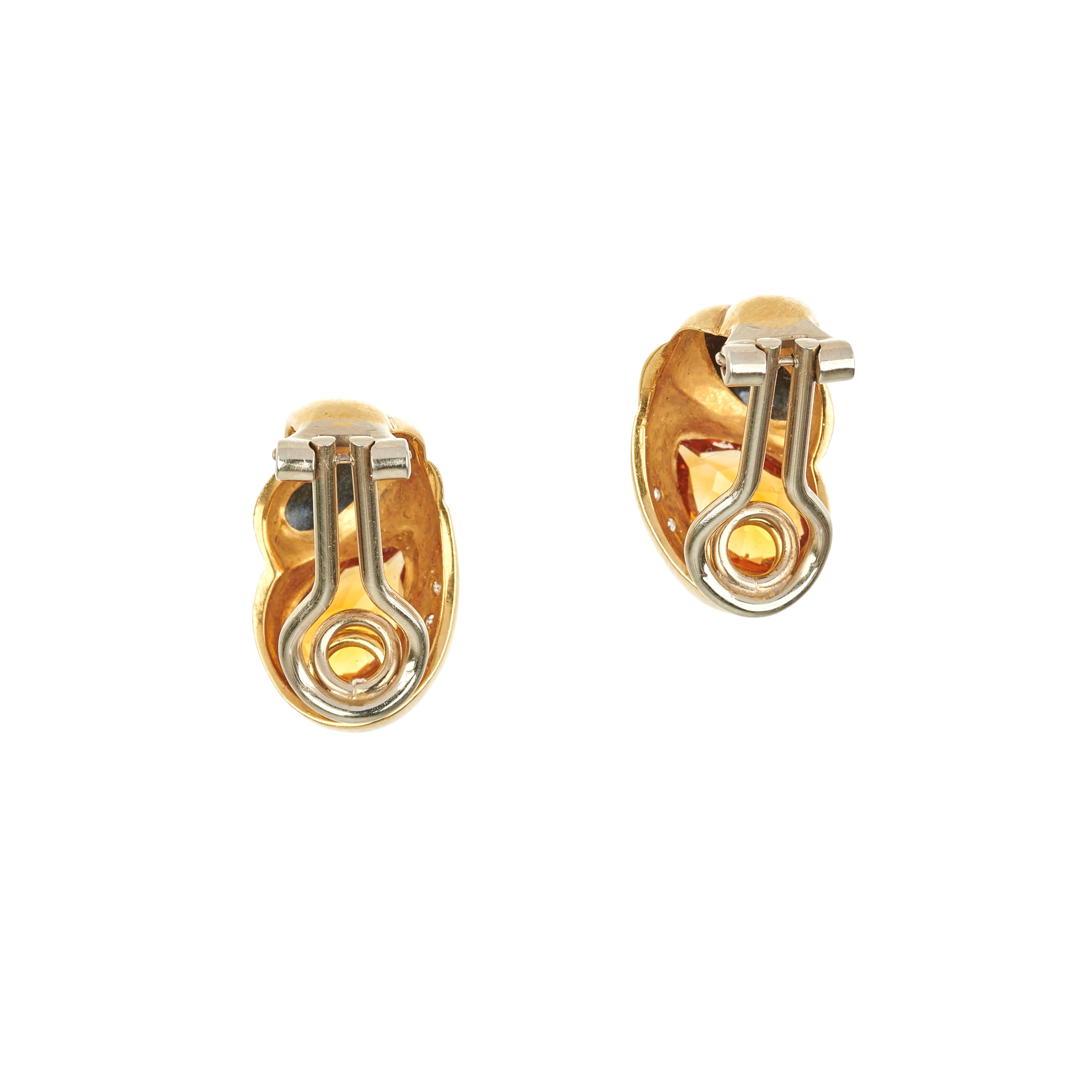 Paio di orecchini a clip in oro giallo 18 kt , diamanti, quarzo arancione e smalto nero