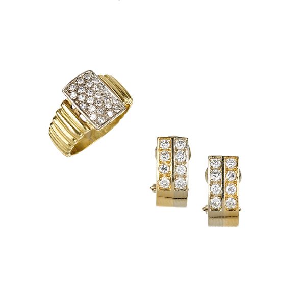 Pair of earrings in yellow gold, white gold and diamonds and ring in 18 kt yellow gold and diamonds