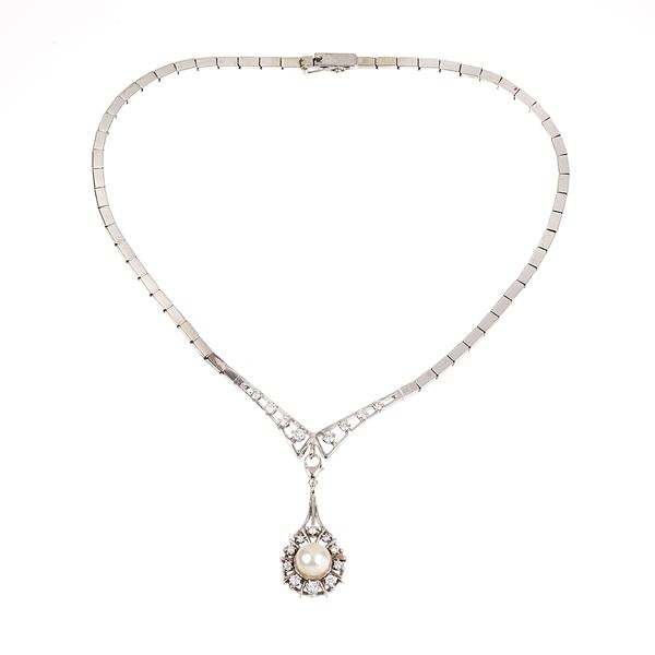 Choker in 18 kt white gold, diamonds and cultured pearl
