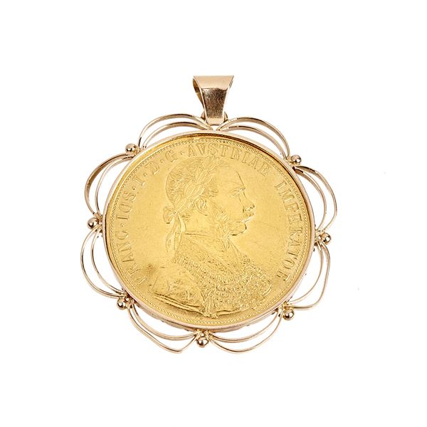 Large pendant with Austrian marengo in 21 and 18 kt yellow gold