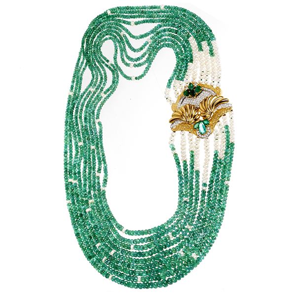 Important necklace in 18 kt yellow and white gold, diamonds, pearls and emeralds