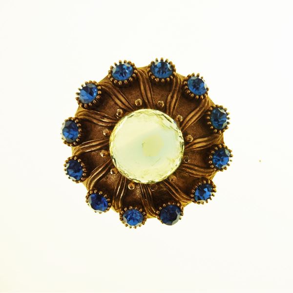 Brooch