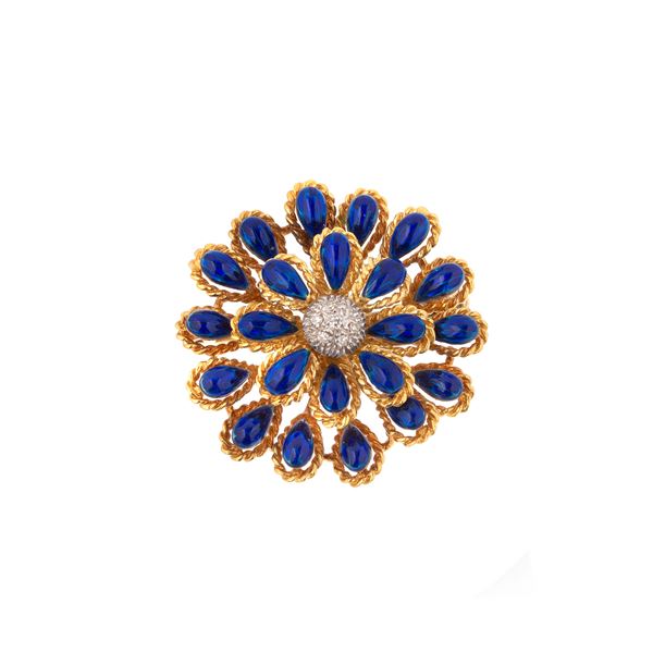 Brooch in 18 kt yellow gold, diamonds and blue enamel