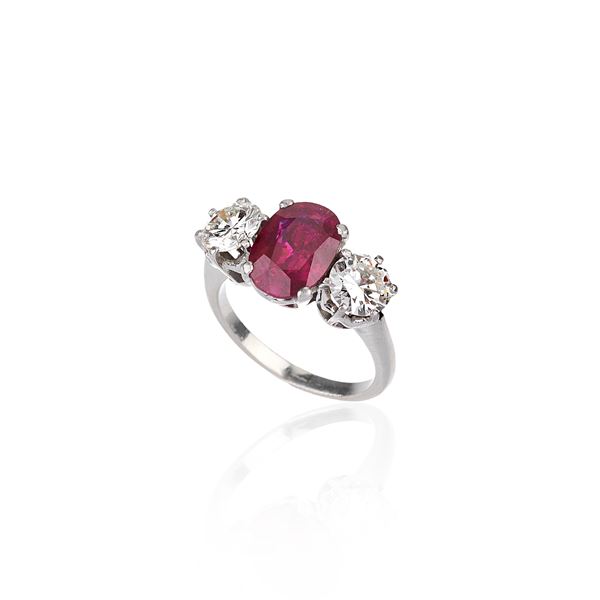 Ring in white gold, diamonds and natural Burmese ruby