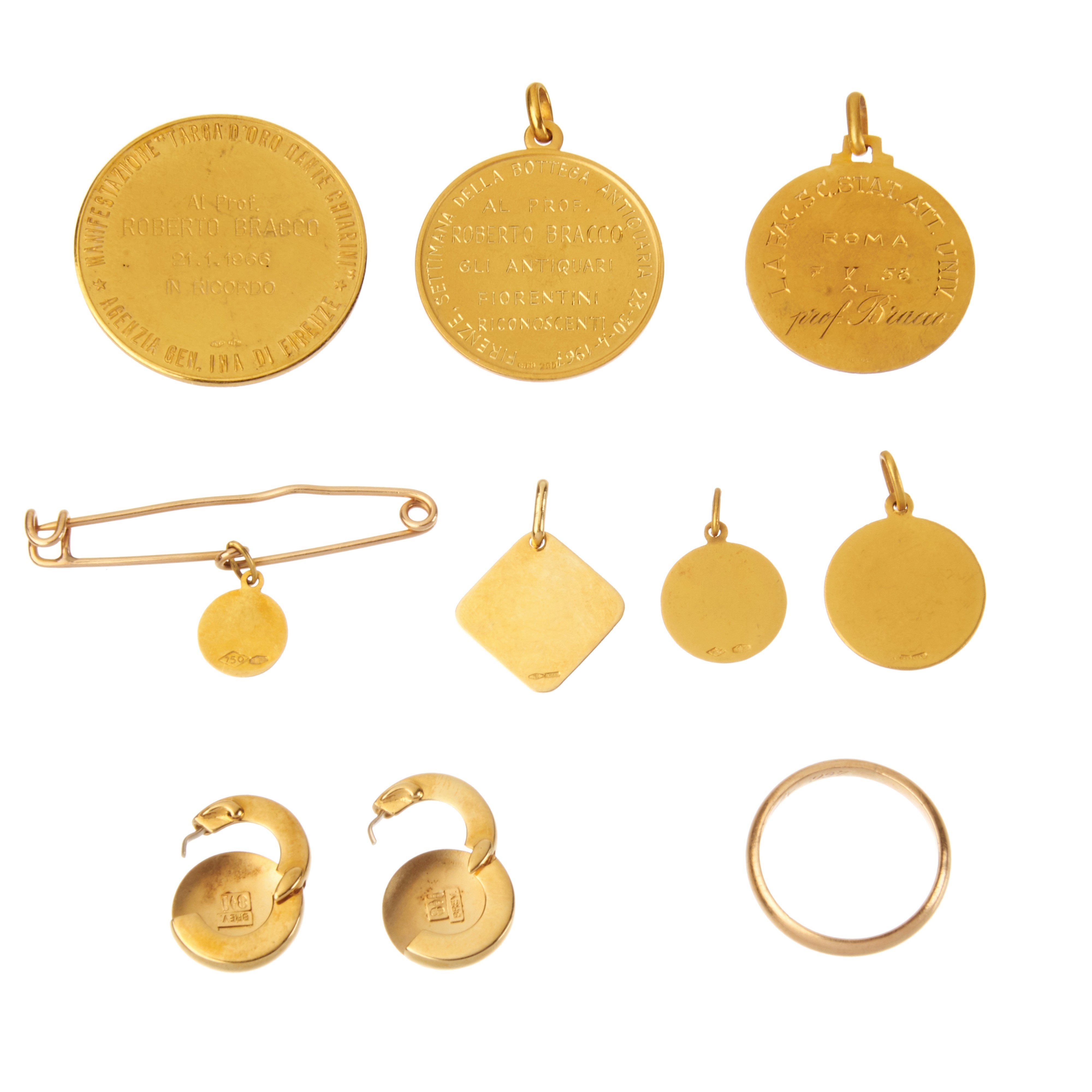 Lotto di medaglie, pendenti e copribottoni in oro 18 kt