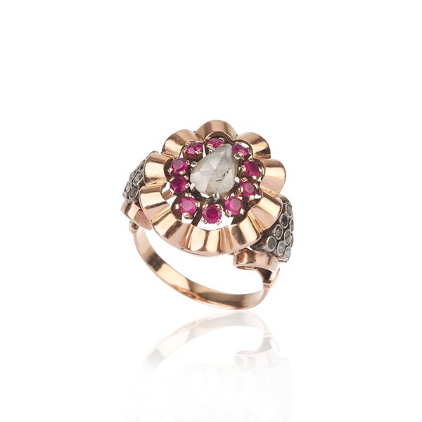 Ring in 18 kt yellow gold, diamonds and rubies