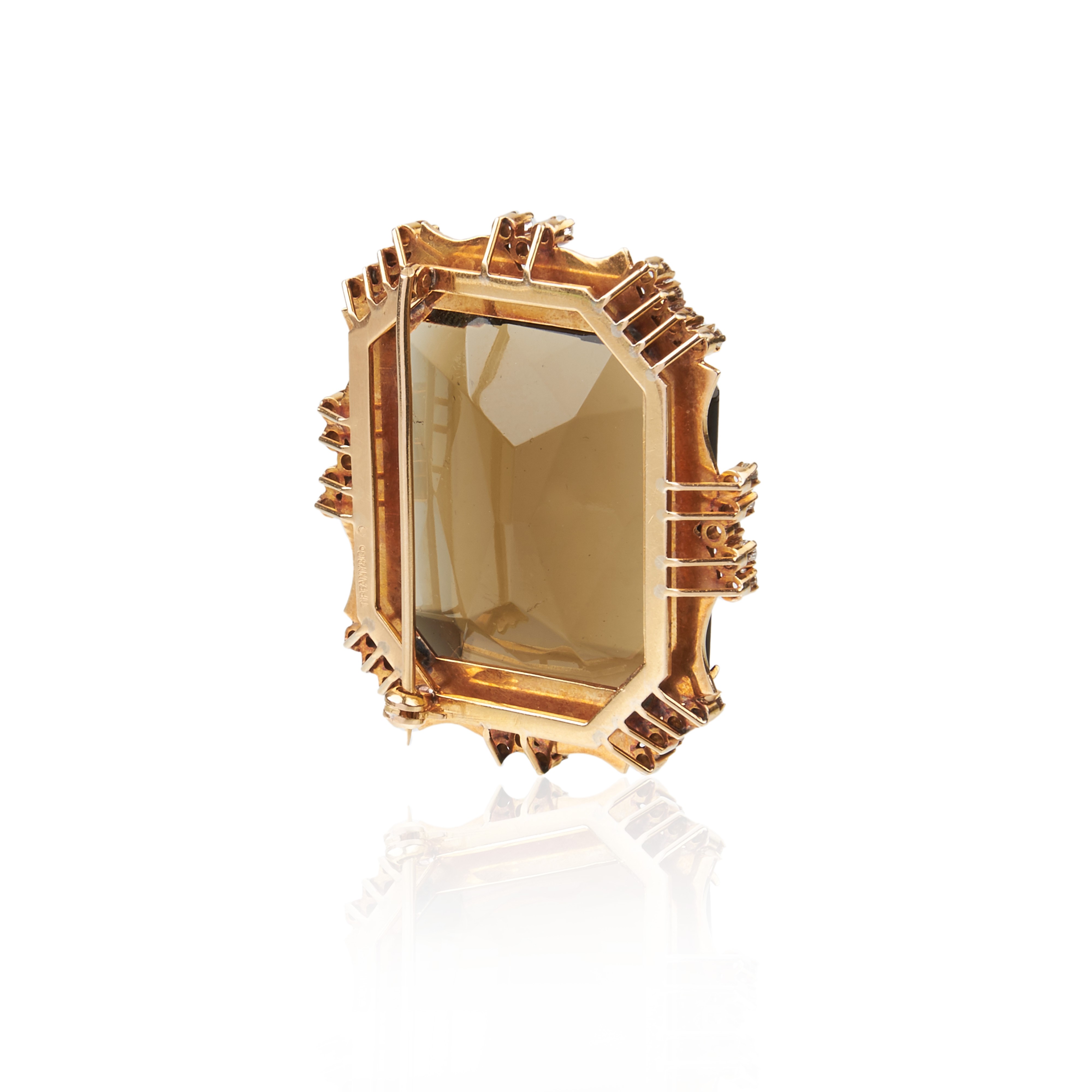 Grande spilla in oro giallo, diamanti e quarzo fumè