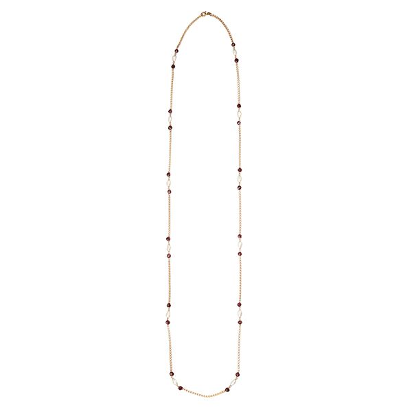 UNOAERRE - Long link necklace in 18 kt yellow gold, pearls and garnet