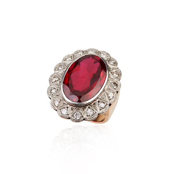 Large daisy ring in white gold, yellow gold, diamonds and synthetic red stone