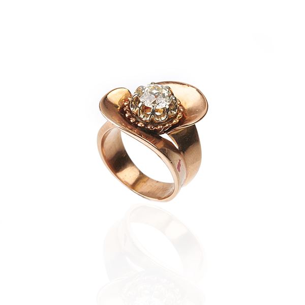 18kt yellow gold and diamond ring