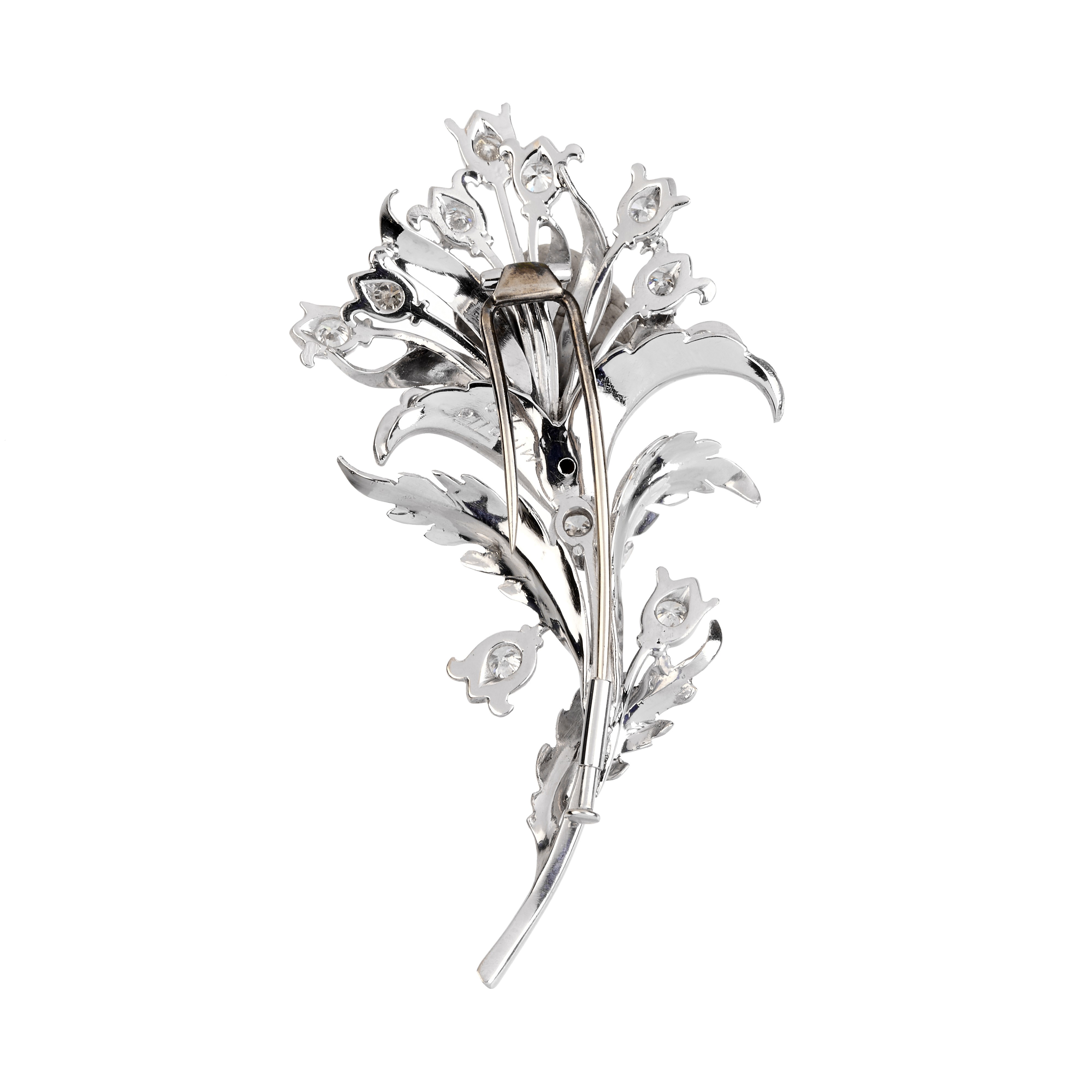 MARCELLO MINOTTO Spilla floreale in oro bianco 18 kt e diamanti