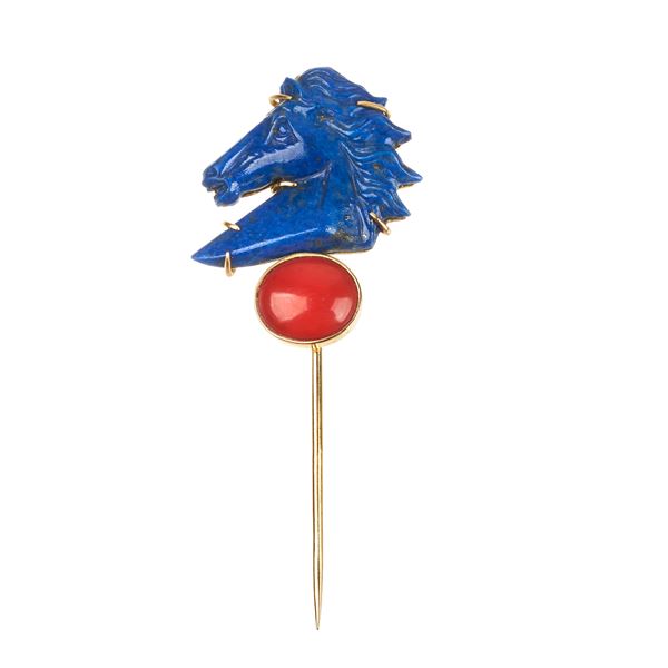 Tie pin in 18 kt yellow gold, lapis lazuli and red coral