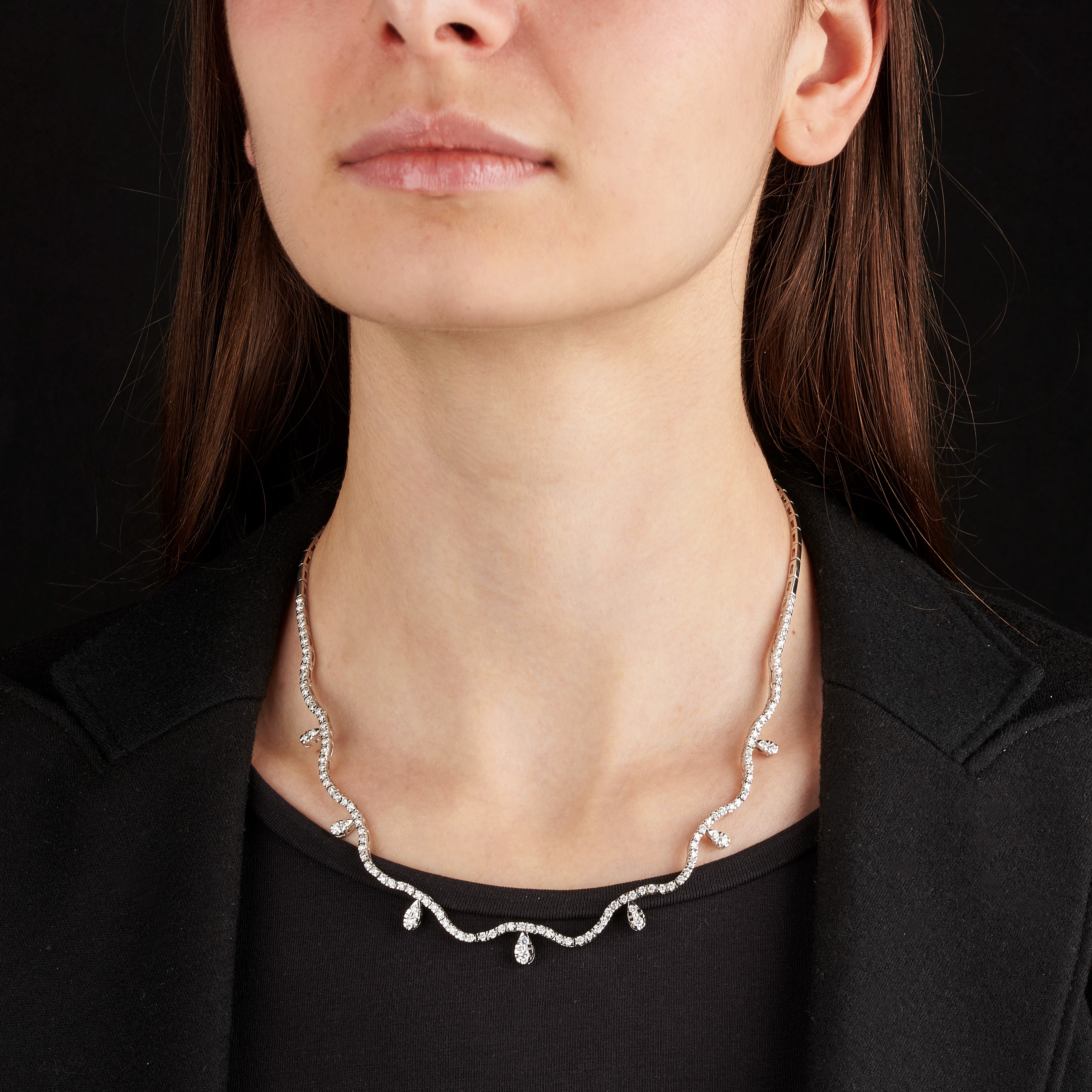 Collier fantasia in oro bianco 18 kt e diamanti