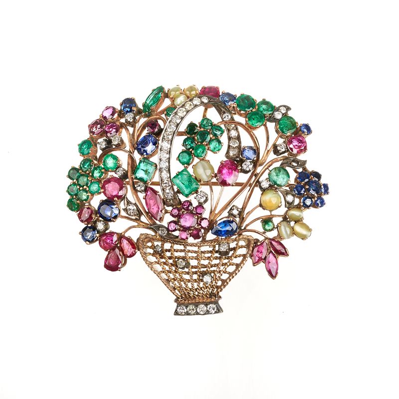 Spilla pendente cestino in oro rosa 18 kt, diamanti, rubini, zaffiri e pietra di luna