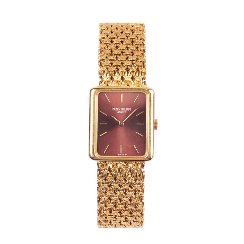 PATEK PHILLE Orologio da polso in oro giallo 18 kt e smalto marrone Ref. 4224/3