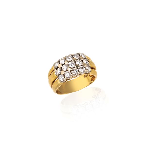 18 kt yellow gold and diamond band ring