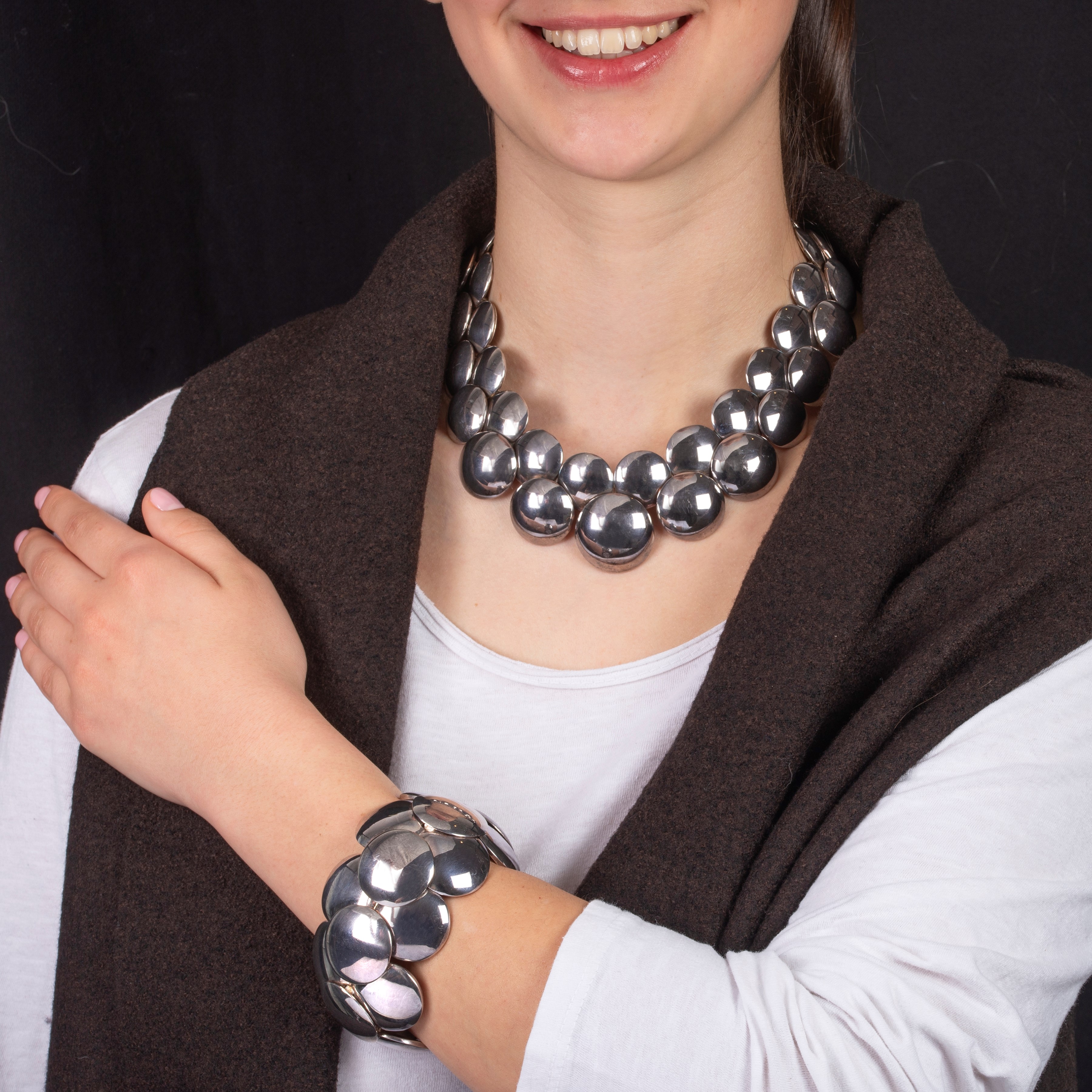 Pomellato - Paio di Orecchini, Grande Collana e Bracciale in Argento 925
