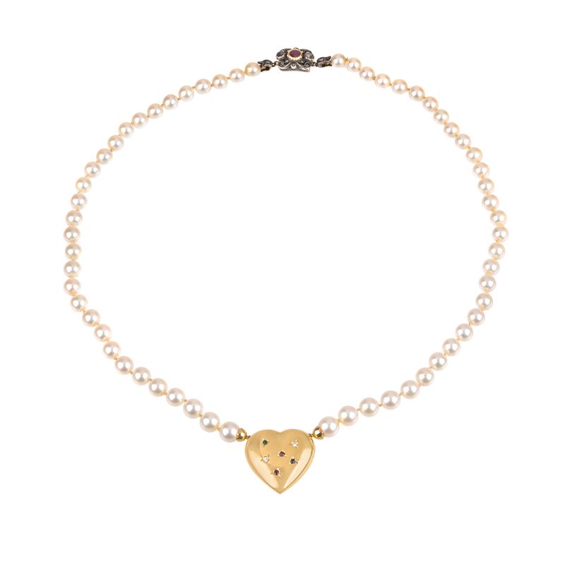 Collana in perle coltivate, oro giallo 18 kt, oro basso, argento, diamanti e rubini