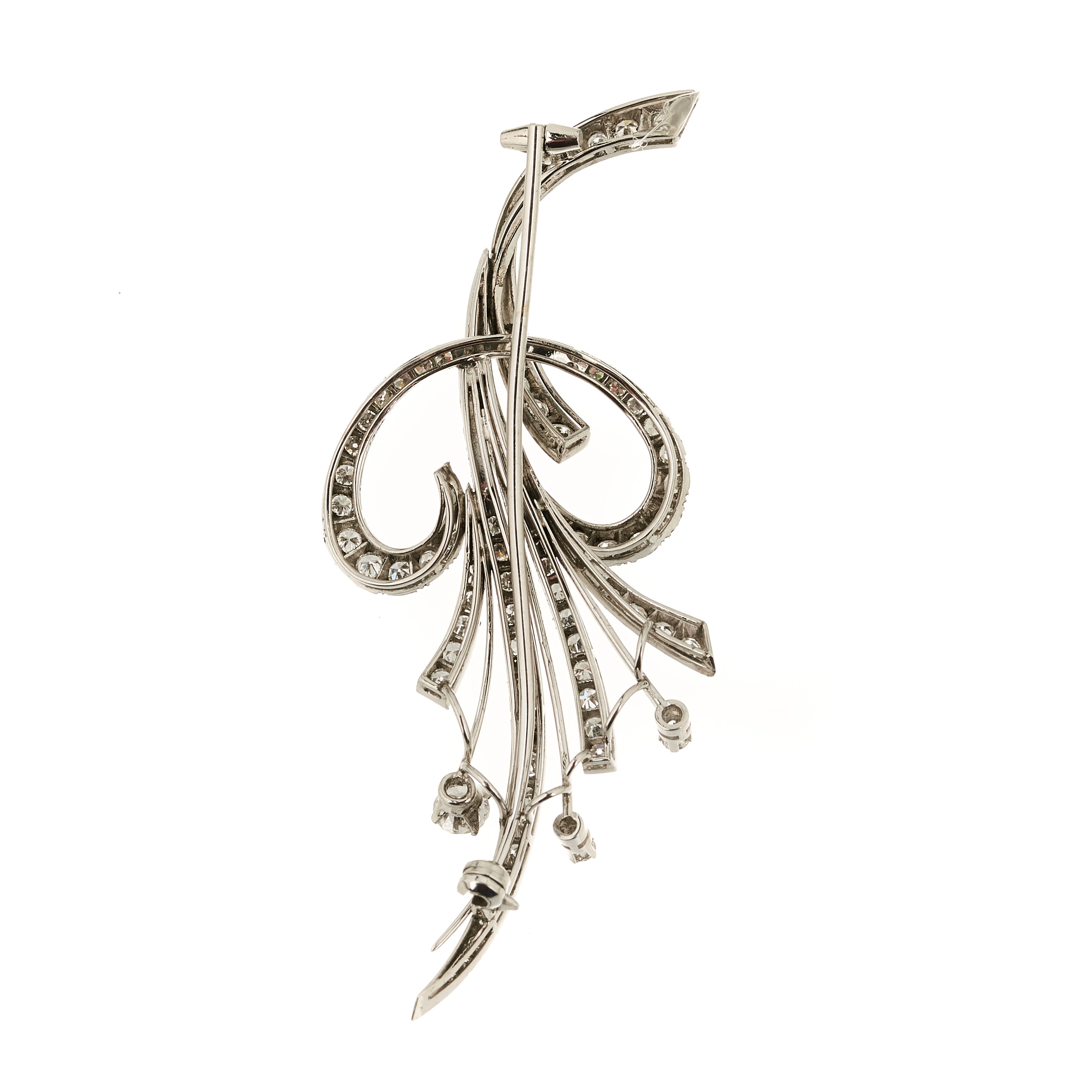 Spilla floreale in oro bianco e diamanti