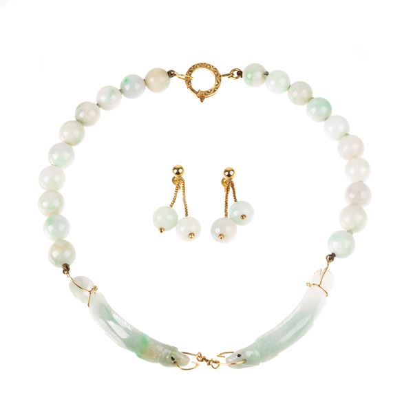 Pair of 18 kt yellow gold and chalcedony pendant and choker earrings  (First half of the twentieth century)  - Auction Auction of Antique and Modern Jewellery, Wristwatches and Bijoux - Curio - Casa d'aste in Firenze