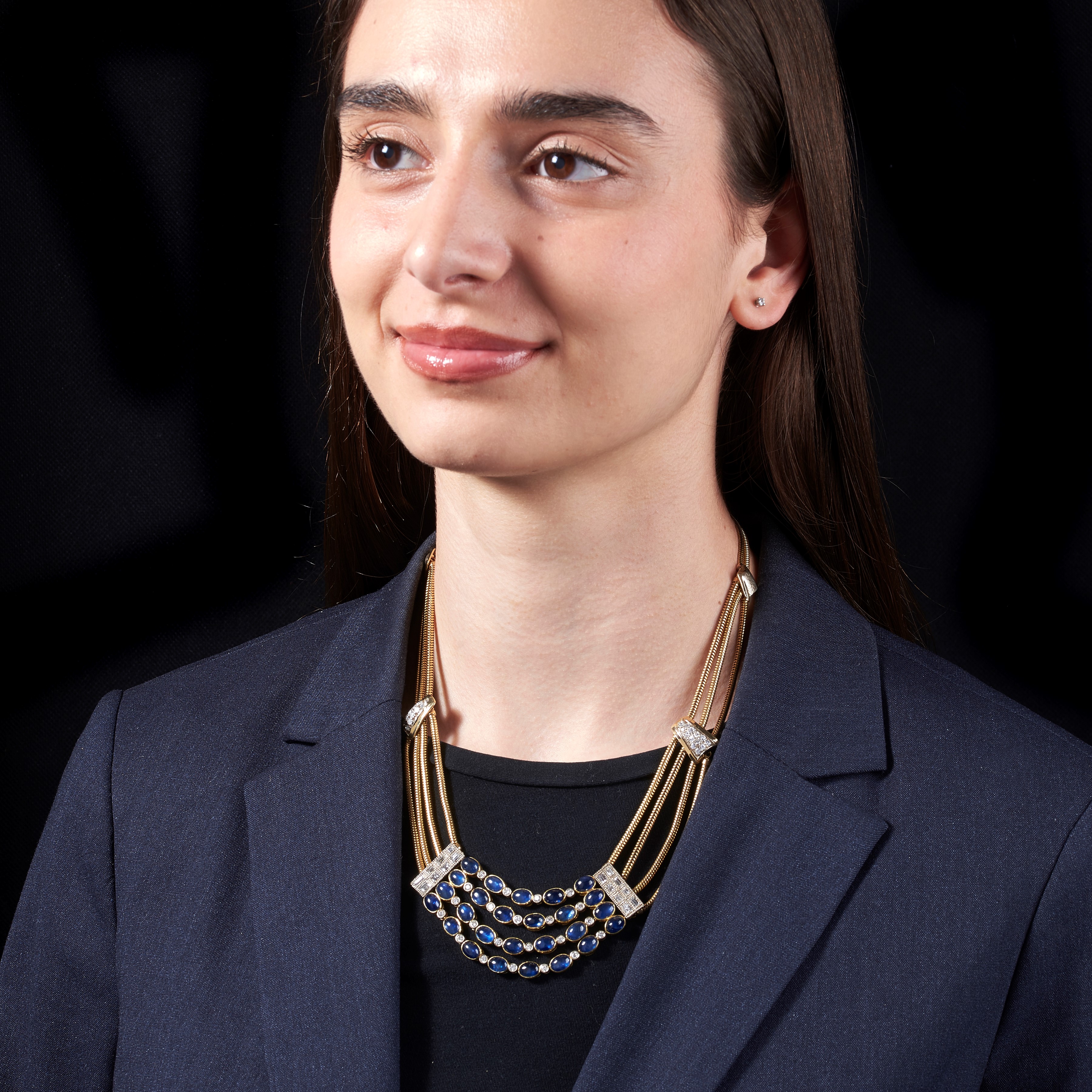 Collier in oro giallo 18 kt, oro bianco, diamanti e zaffiri