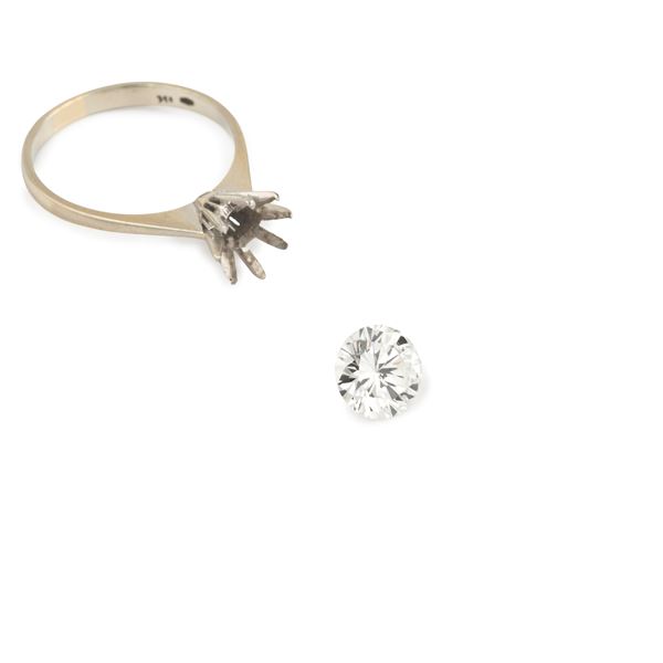 18kt white gold and diamond solitaire ring
