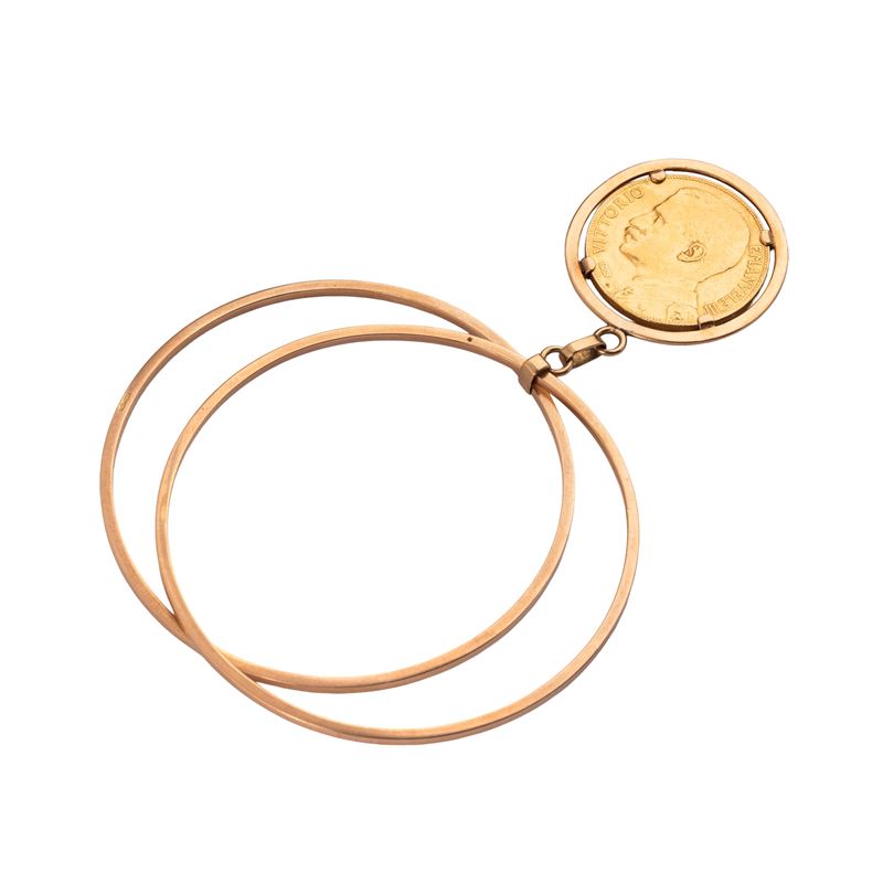 Due bracciali a cerchio in oro giallo 18 kt con 50 lire del 1912 in oro giallo
